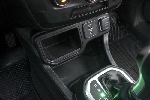 Jeep Renegade Sport 1.8 4x2 Flex 16V Aut.