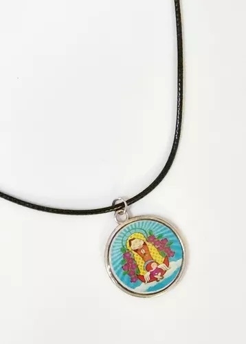 Medalla Virgencita De Guadalupe Plis Con Un Cuerito Negro