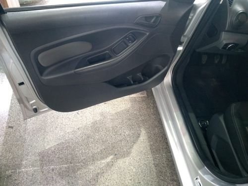 Ford Ka Sedã 1.5 Completo Financio 12 Mil +48x 899,00