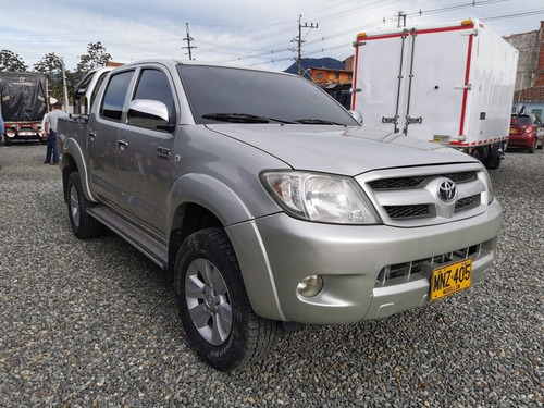 Toyota Hilux 2.7 Gasolina 4x4