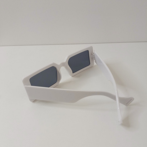 Anteojos De Sol Importados Lentes Cuadrados Aesthetic Lente Marco Varilla Foto Armazón Blanco Diseño Rectángulo