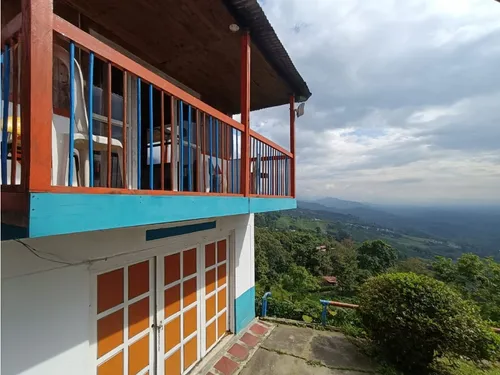 Se Vende Finca Chalet En Calarcá - Quindío