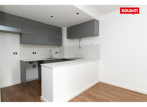 Venta Departamento 2 Ambientes Al Contrafrente - Palermo, Pride Oro