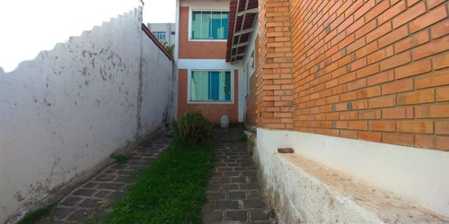 Imagem 19 de 30 de Casa Com 3 Dormitórios Para Alugar, 220 M² Por R$ 3.000,00/mês - Centro - Ponta Grossa/pr - Ca0382