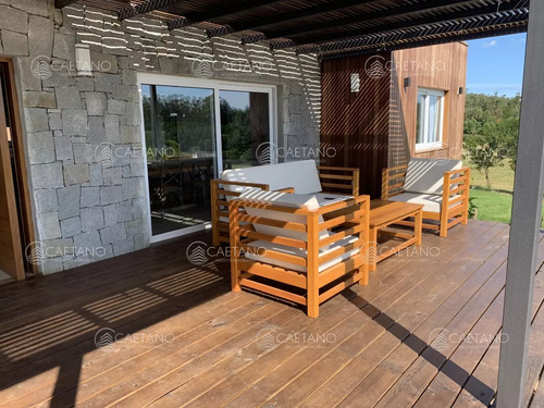 Espectacular Propiedad En Barrio Privado Pueblo Mio