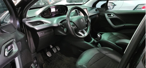 Imagen 18 de 21 de Peugeot 208 Feline 1.6 Año 2016 - Nortautolp