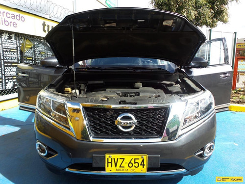 Nissan Pathfinder Exclusive