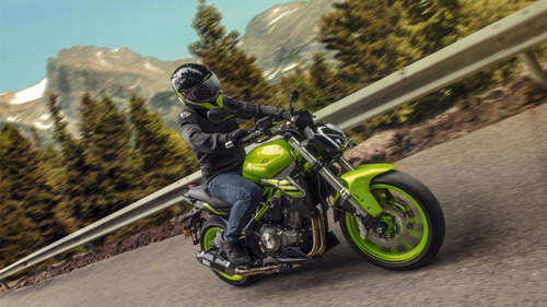 Benelli Tnt 302s | Mall Don Bosco Motors