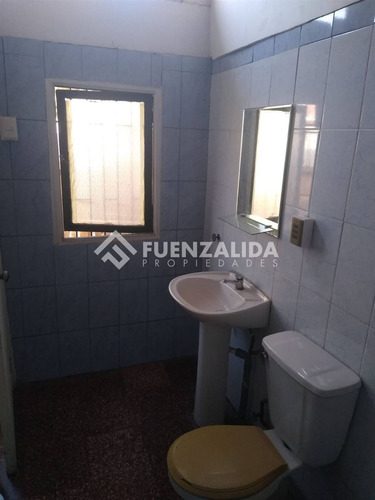 Casa En Venta De 3d, Mas Dpto. 1 Ambiente, San Joaquín