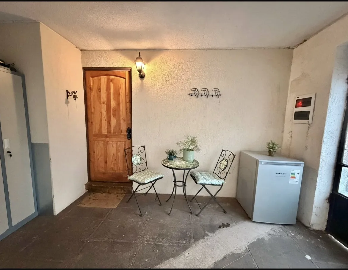 Imagen 2 de 18 de Amplia Y Iluminada Casa De Dos Pisos En Villa San Pedro
