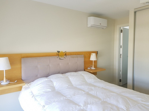 Greenlife Punta Del Este, Apartamento 2 Dormitorios Con 2 Baños.-ref:4280