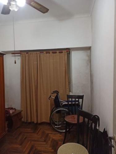 Imagen 6 de 9 de Departamento Tipo Casa De 3 Ambientes En Venta - Castelar