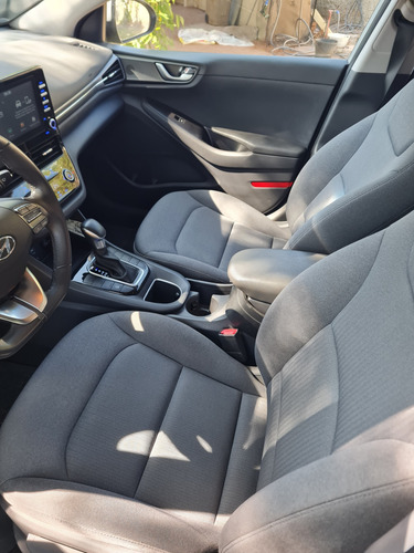 Hyundai Ioniq 1.6 Gdi Hibrido At 5p