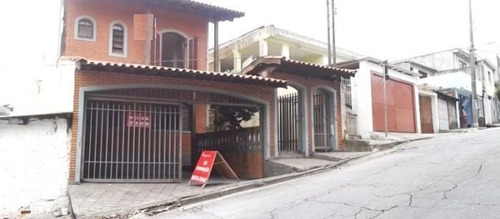 Casa À Venda Na Rua Gercino Garcia Do Nascimento, Jardim Maristela, São Paulo - Sp - Liv-9471