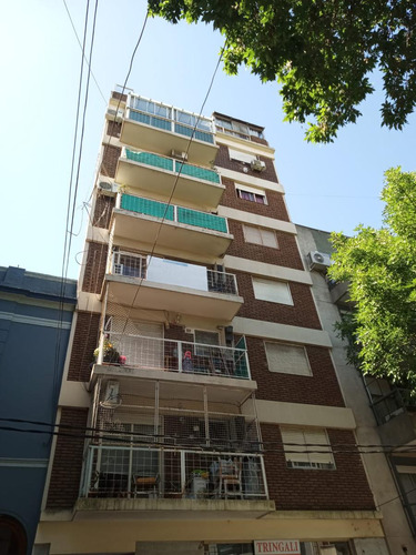 Departamento En La Boca Con Patio