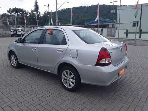 Imagem 6 de 9 de Toyota Etios 1.5 X Plus Sedan 16v Flex 4p Automático
