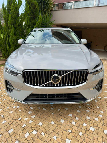 Volvo XC60 2.0 T8 Ultimate Recharge (Plug-In) 5P Hibrido