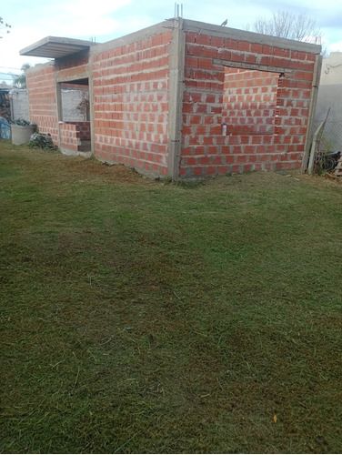 Vendo/permuto Terreno Con Casa A Terminar.  