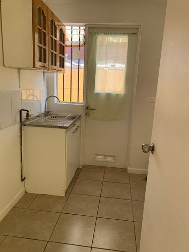 Arriendo Linda Casa, Lomas De Paine.