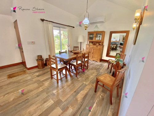 Casa En Venta 3 Dormitorios - Punta Ballena