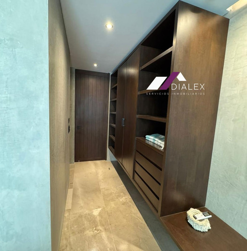 Venta Departamento Amueblado En Aldea Zama, Tulum - 2 Recámaras | ?2 ½ Baños | 186 M2