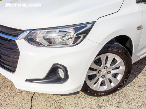 Imagen 18 de 25 de Chevrolet Onix Lt 1.2 Extra Full | Permuta / Financia