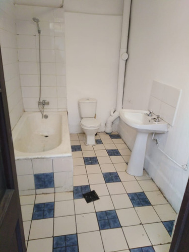 Zenteno Con 10 De Julio. 106 M2. 4 Dorm., 2 Baños. Junio.