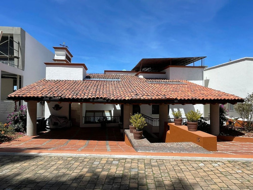 Casa En Venta En Club De Golf Los Encinos