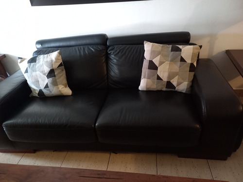 Imagen 3 de 3 de Muebles Italiano En.piel De Ilumel Precio Original 1,600usd