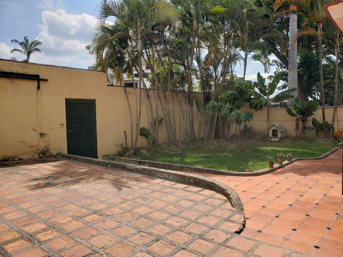 Altamira Excelente Ubicación Casa Con Anexos Independientes Espectacular Terreno 17 Puestos De Estacionamientos Amplio Jardín