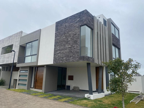 Casa En Venta En Zona Real, Coto Sequoia, Zapopan, Jalisco