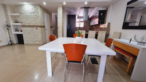 Imagen 12 de 14 de 162104 Lerry Paez 0414-9408606 Venta Townhouse Res Villas Iñaki Naguanagua Solo Clientes