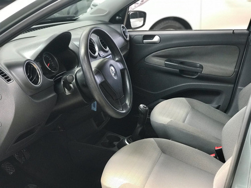 Volkswagen Voyage 1.6 Mi Trend 8v Flex 4p Manual