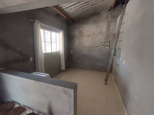 Imagem 10 de 30 de Ótima Chácara, Faltando Acabamento, Com 4 Dormitórios, Córrego, Bem Localizada, À Venda, 2000 M² Por R$ 280.000 - Rural - Socorro/sp - Ch1039