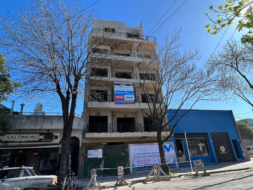 Venta  Mataderos  Av. Larrazábal 1723  2 Ambientes  A Estrenar