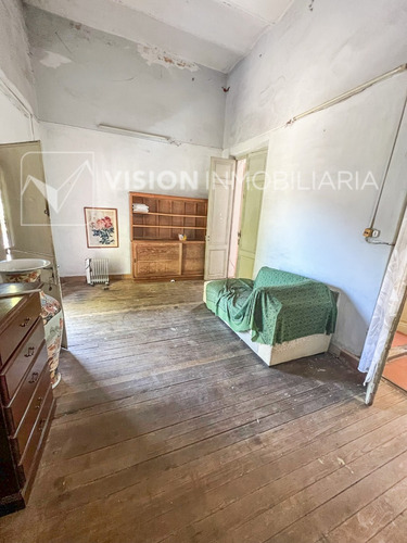Oportunidad Venta Padron Unico Local De 71 M2 Y 5 Mts De Altura Baños Con Vivienda De Altos 61 M2 Ambientes Enormes Cocina Y Baño Completo Terraza Patio Balcones Barrio De Los Judíos Arenal Grande