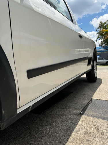Volkswagen Saveiro 1.6 Cab. Simples Total Flex 2p