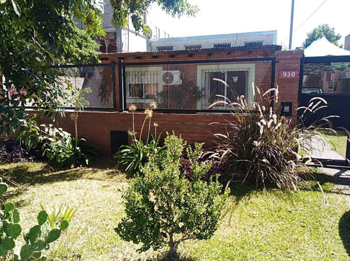 Imagen 1 de 5 de Casa - Villa Elvira