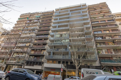 Alquiler 2 Ambientes Piso Alto Recoleta Frente