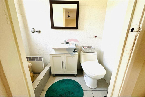 Se Vende Casa 4d,2b,5 Est. Sector Ñuñoa