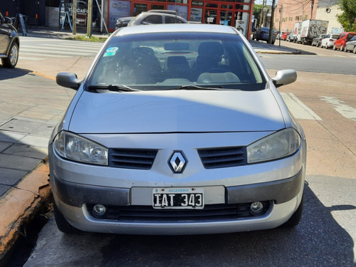 Imagen 8 de 11 de Renault Megane Ii Luxe C/gnc 2009