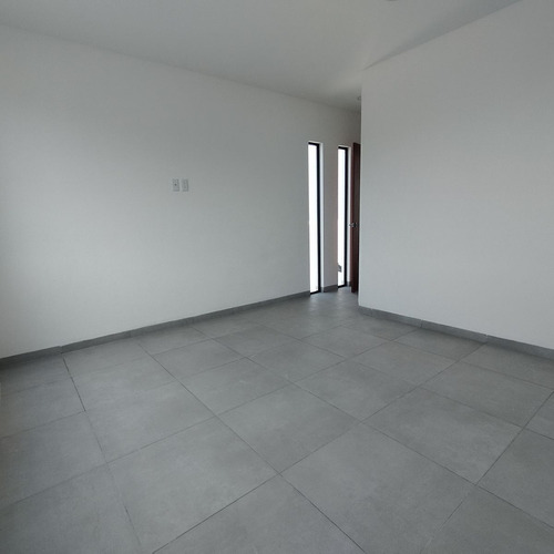 Casas En Venta En El Condado, Jardín, 3 Recamaras, Una En Pb, De Lujo !