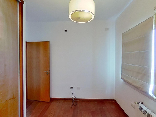 Casa De 2 Dormitorios En Manuel B Gonnet