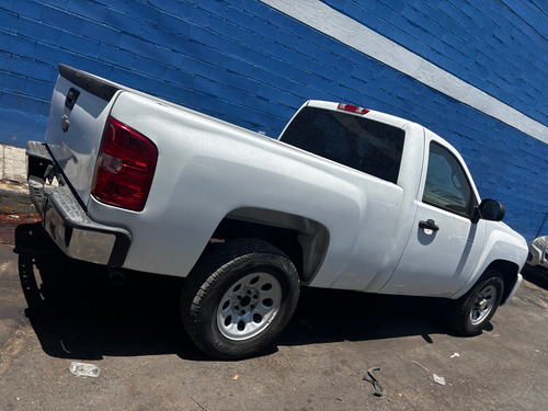Chevrolet Silverado E 1500 5vel Cab Reg Aa 4x2 Mt
