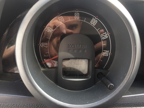 Volkswagen Kombi 1.4 Lotaã§ã£o Total Flex 3p