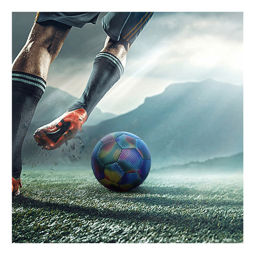 A Balón De Fútbol Reflectante, Noche, Luz Brillante, Fútbol
