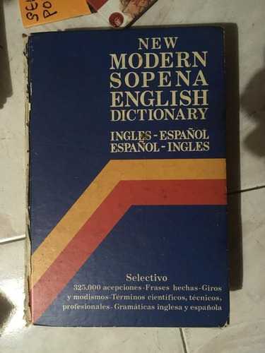 New Modern Sopena English Dictionary. Ingles-español