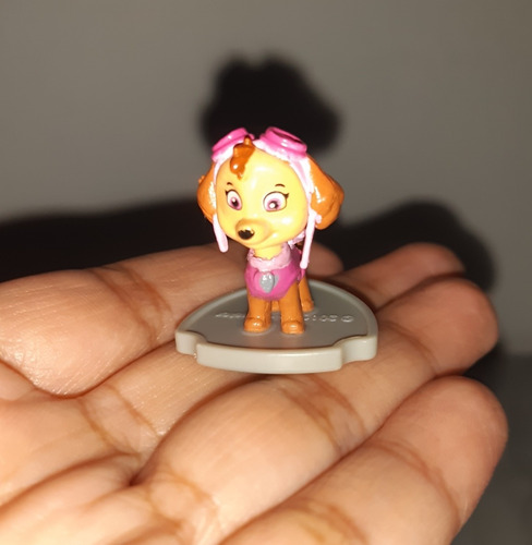 Figura Mini Paw Pattol Skye 2.5 Cm Con Sello (Usado)