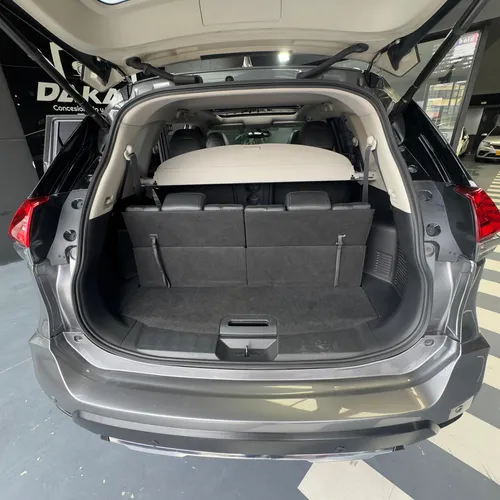Nissan X-Trail 2.5 Exclusive