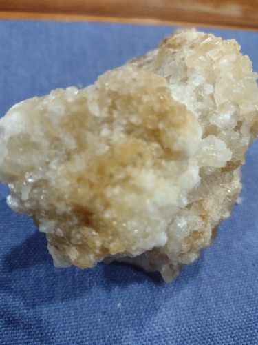 Piedra Natural Calcita Miel( 483.2 Grs, 13 Cm)